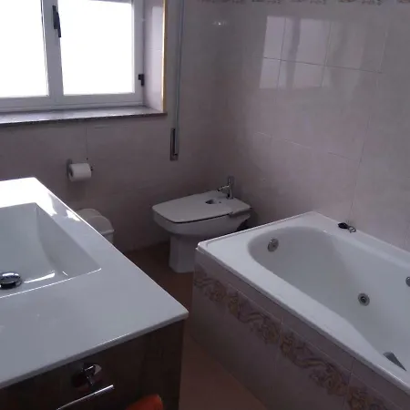 Chalet En Primera Linea De Playa, Suances
