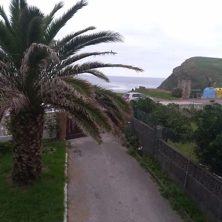 Chalet En Primera Linea De Playa, *